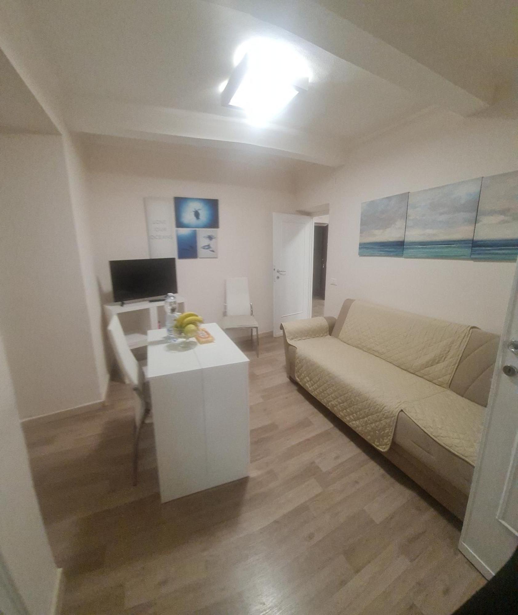 Trilocale Nel Centro Di Sampierdarena Apartment Genoa Exterior photo